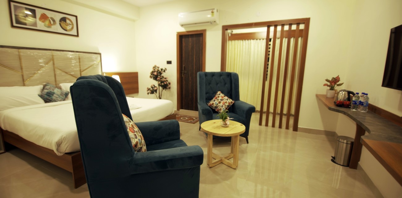 Radhe Suites